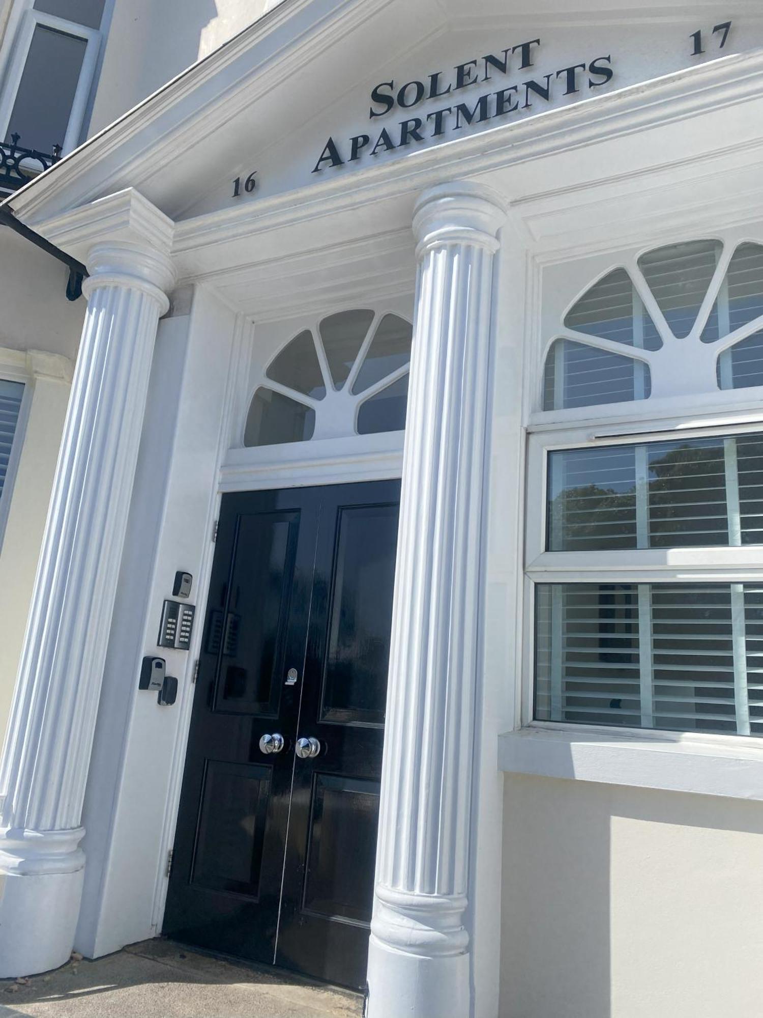 Solent Apartments 포츠머스 외부 사진